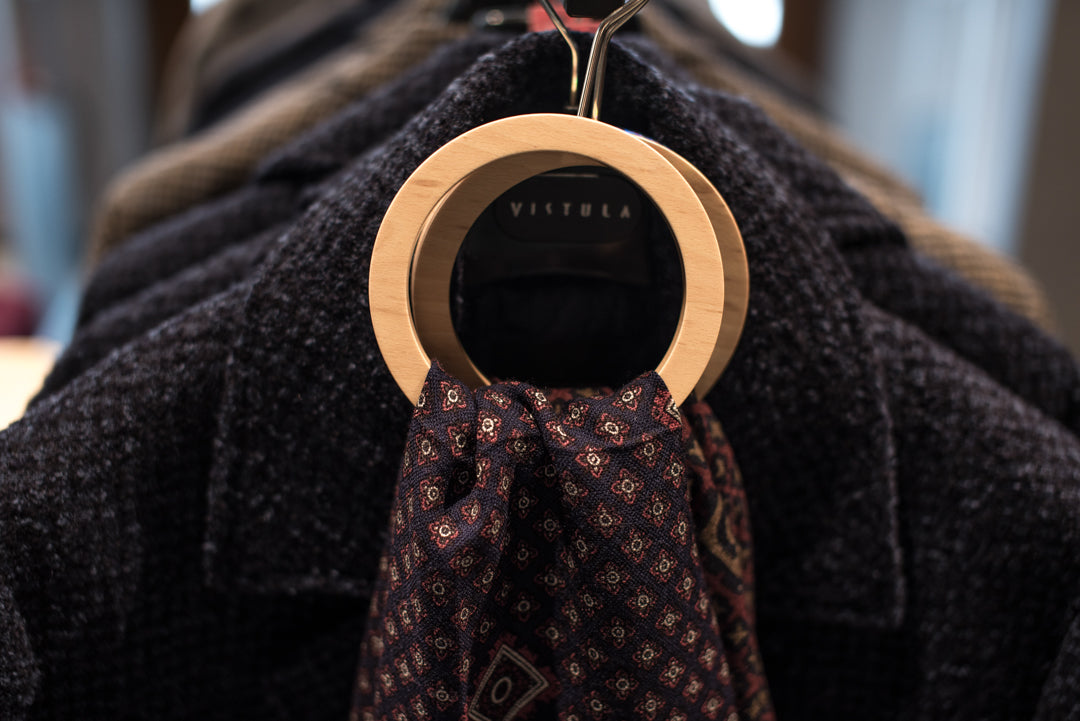 Wieszak na apaszki CLEO